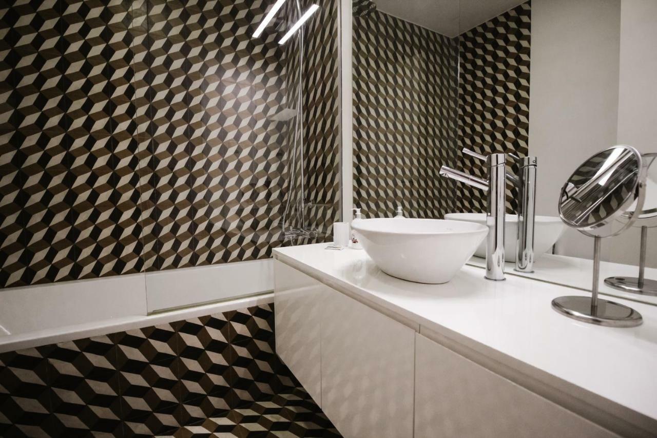 Joivy Elegant 2Br Apt Nearby Tram 28E Stop - Portas Sol Lisboa Kültér fotó